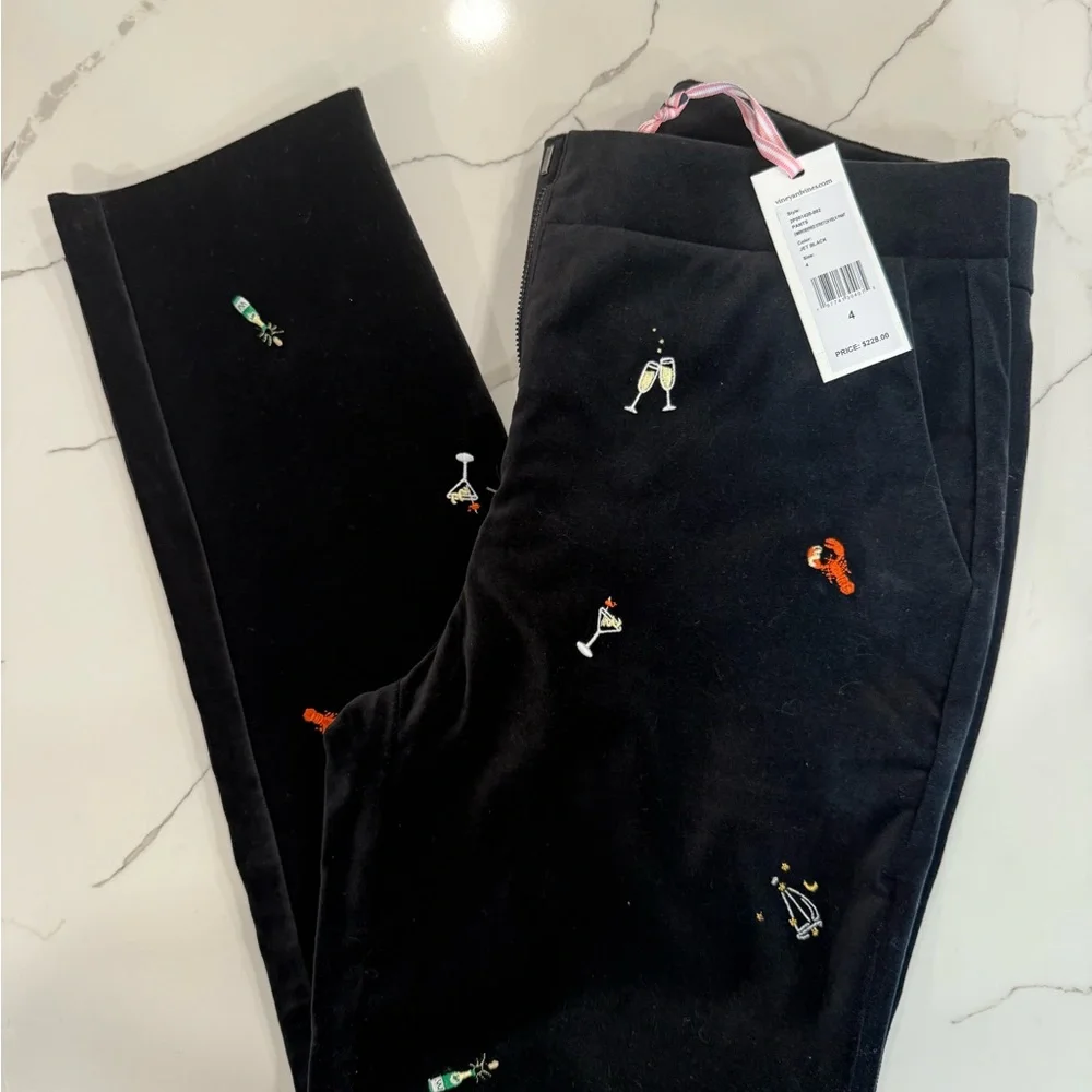 Vineyard Vines Women’s Black Velvet Pant with Colorful Embroidery!! NWT size 4. - Picture 1 of 4